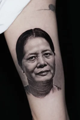 Black&grey-portrait-realism 03 Quang Pham Qneedle