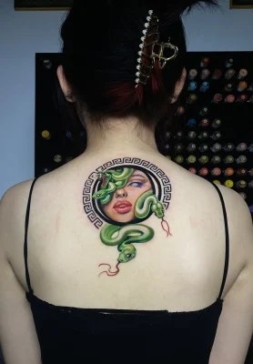 Medusa's Gaze-realistic-color-tattoo-Qneedle HCM