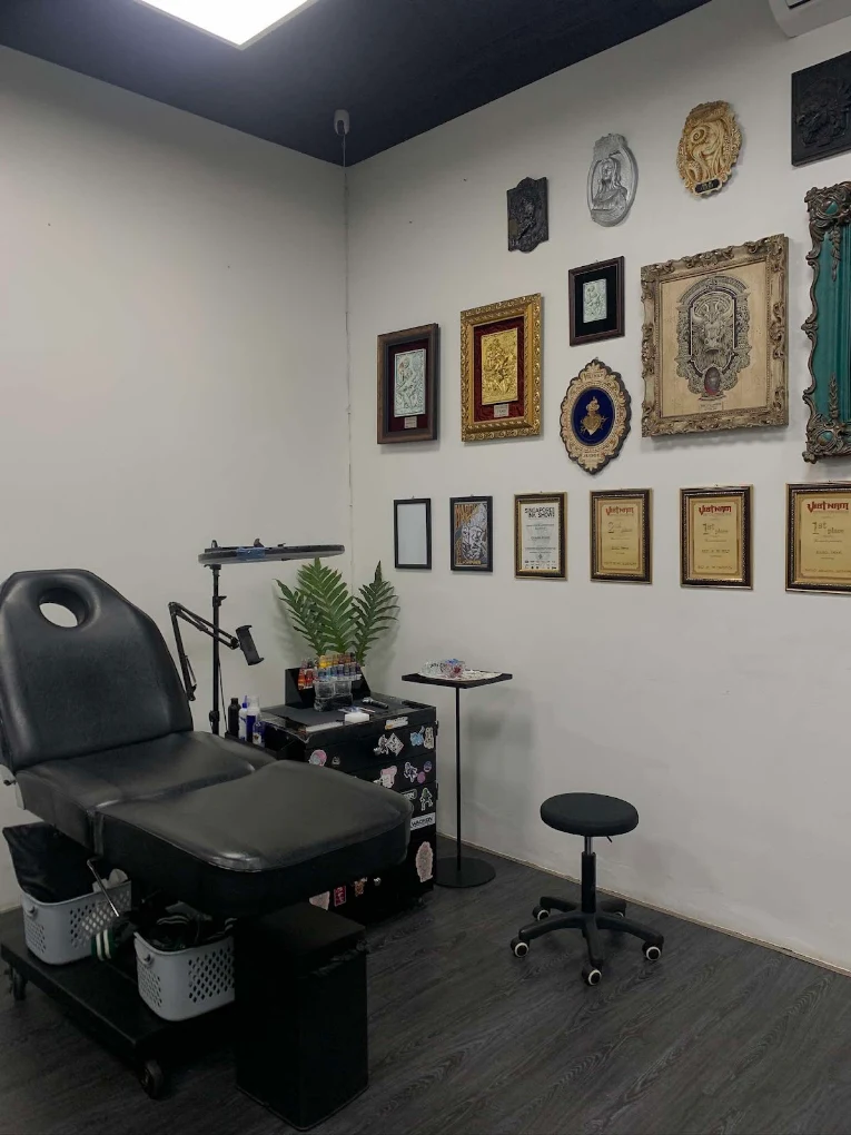 Tattoo Station Qneedle Studio Hanoi