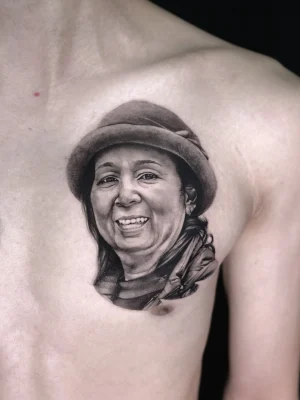 Black grey grandmom portrait Qneedle Studio